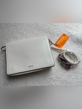 NWT Parfois White Croc-Embossed Leather Shoulder Bag with Removable  Strap